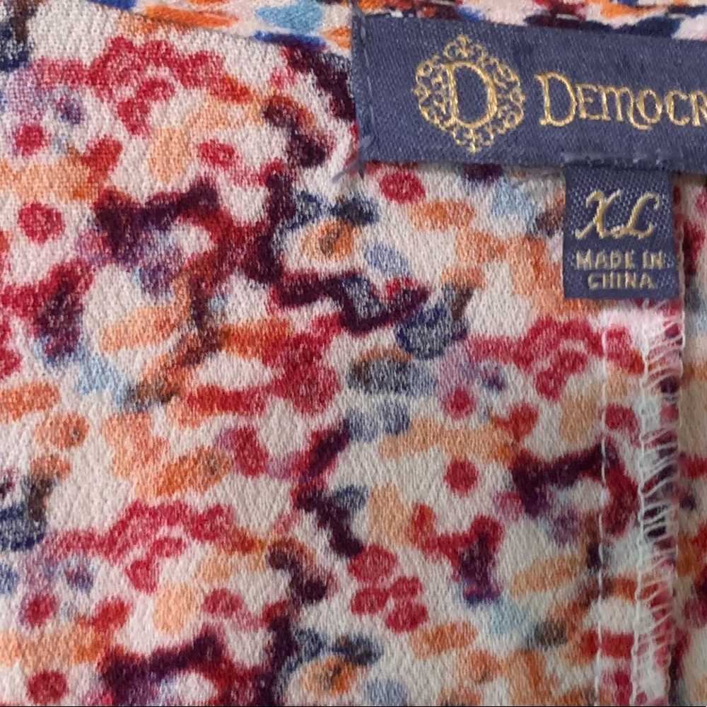 Democracy multi colored top. XL